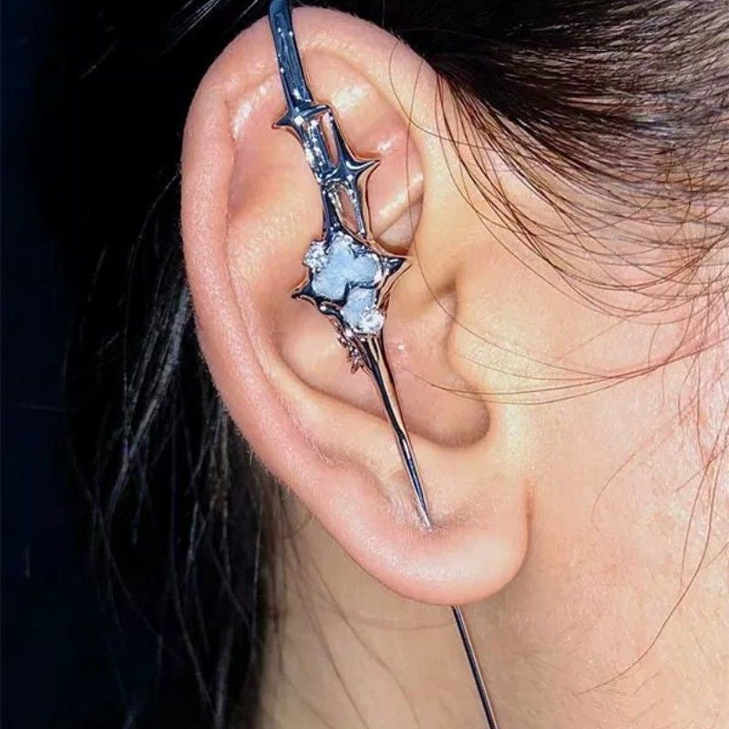 Eclipse Shard Ear Cuff