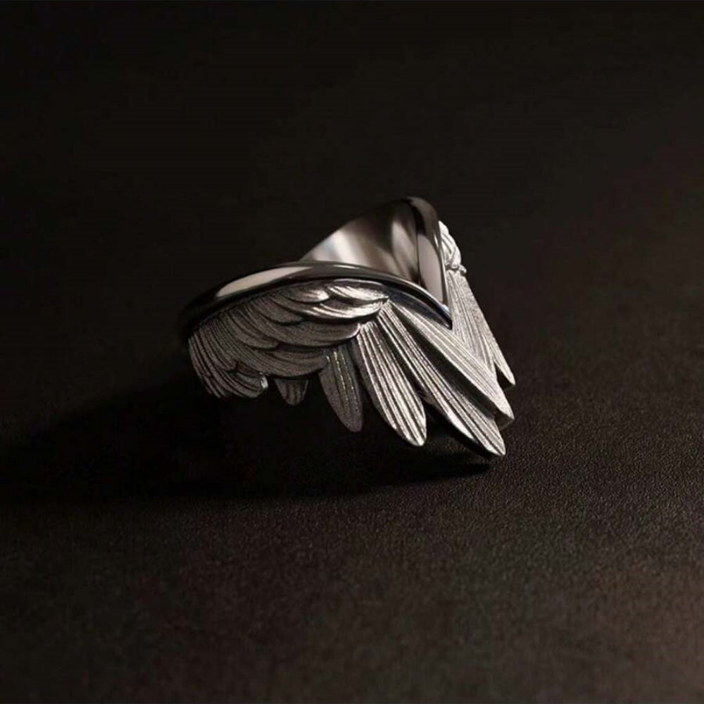 MOTH RING