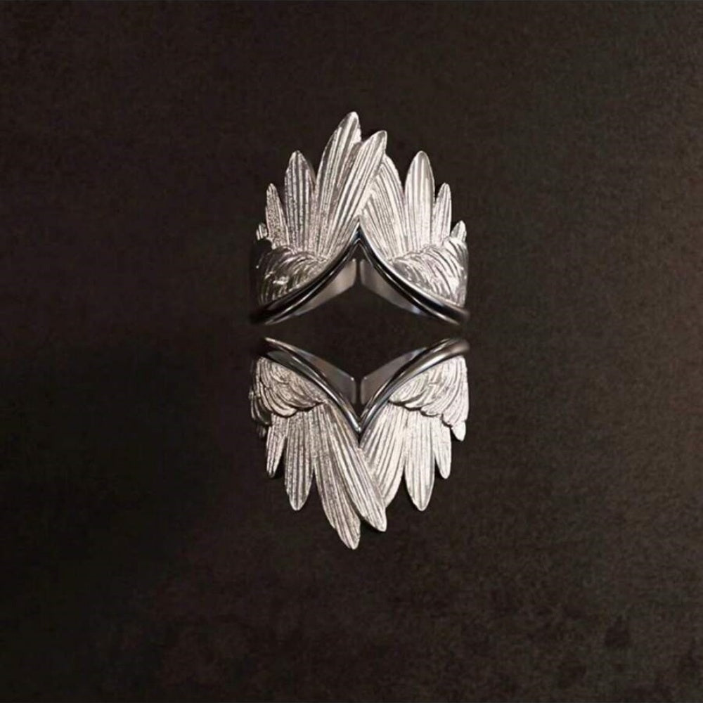 MOTH RING