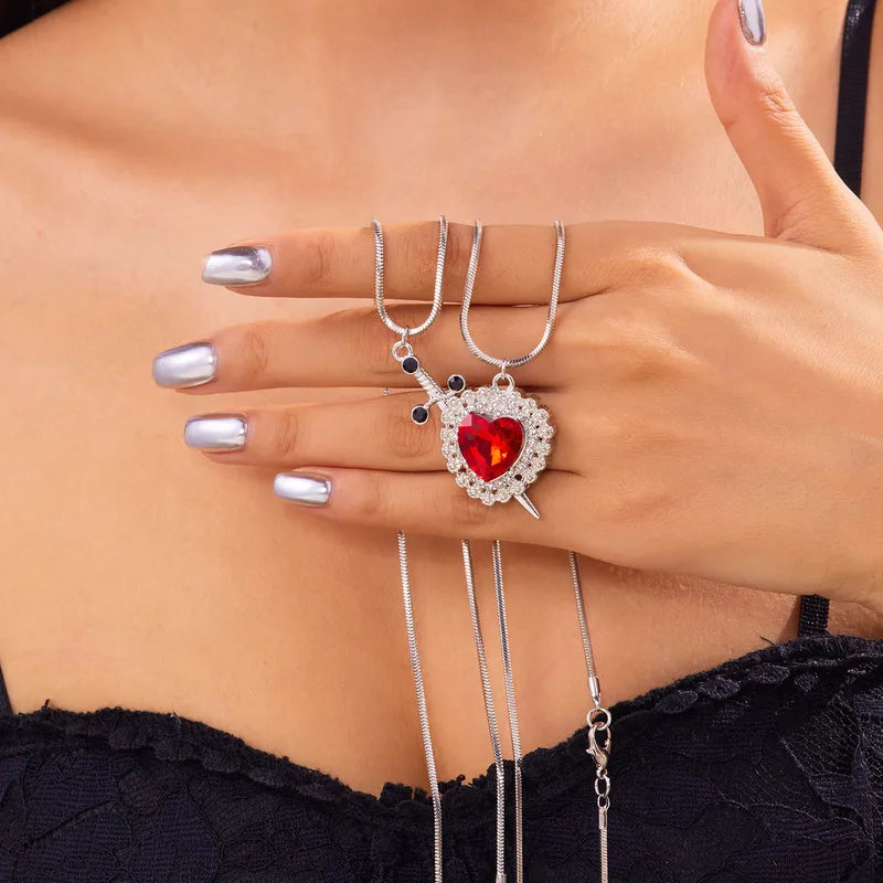 Noir Couple Heart Necklace (Contains 2 Necklaces)