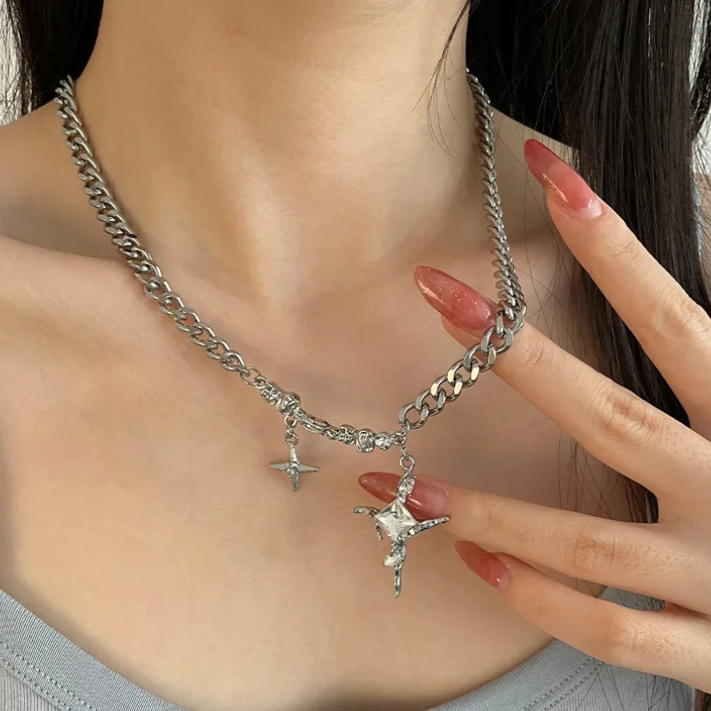 Starbust unisex necklace